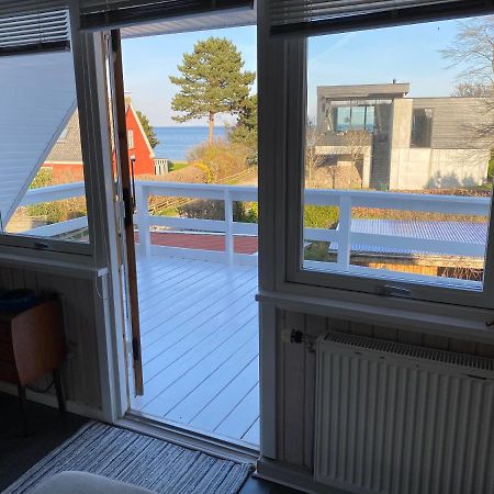 Feriehus Med Havudsigt Spodsbjerg Exterior foto